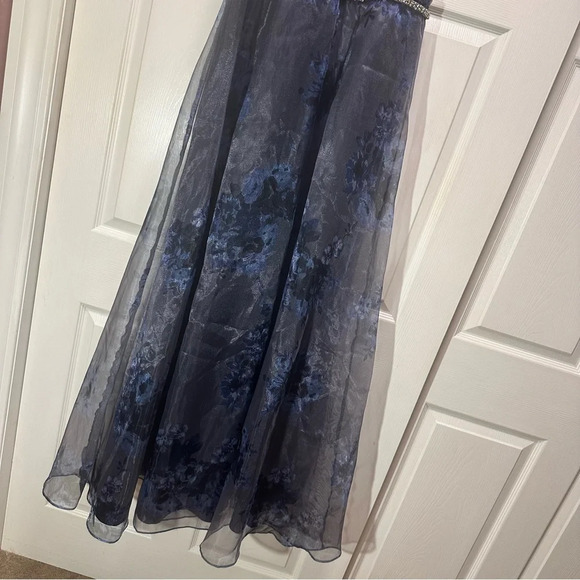 NWT Ignite Evenings 16 Formal Navy Embellished Gown - Picture 6 of 10